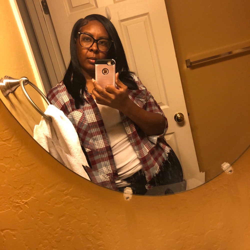 Meet your Posher, Latoya